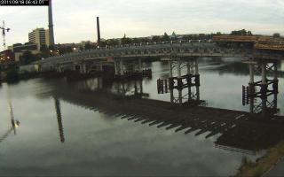 064301_468538765.jpg