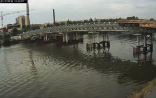 104301_795910889.jpg