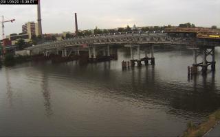 153801_216348385.jpg