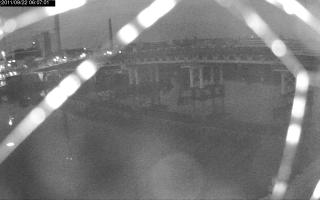 060701_936104891.jpg