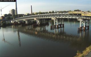 093001_906367066.jpg