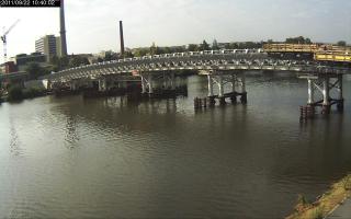 104001_992656889.jpg