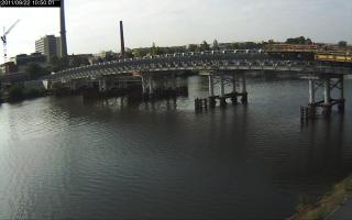 105001_961196290.jpg
