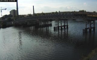 120502_008862992.jpg