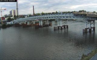180001_957360332.jpg