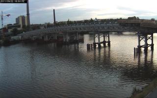 185002_410366190.jpg