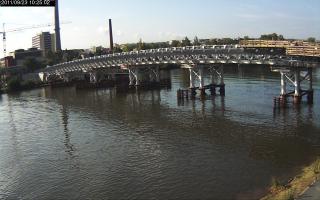 102502_466301765.jpg