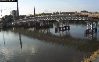 103101_918720445.jpg
