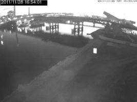 165401_421124220.jpg