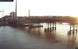 162401_858440084.jpg