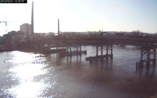 123001_400729667.jpg