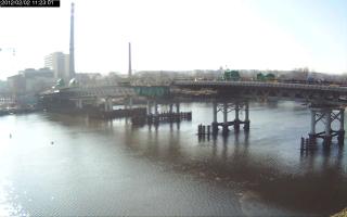 112301_889453865.jpg