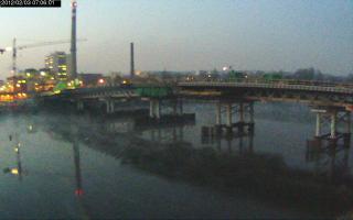 070601_254889946.jpg