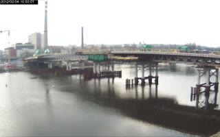 105001_563477104.jpg