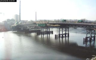 104701_406279763.jpg