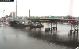 124701_600381611.jpg