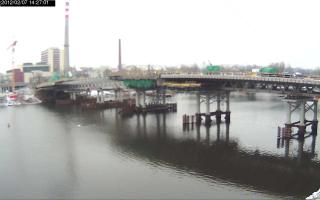 142701_906595170.jpg