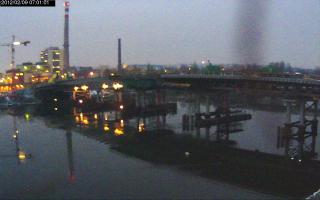 070101_202729084.jpg