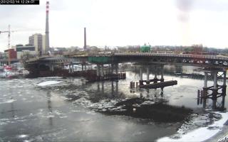 122401_766485005.jpg