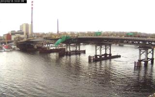 105106_645871093.jpg
