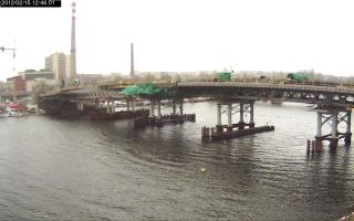 124601_204589660.jpg