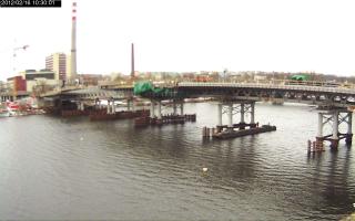 103001_908324470.jpg