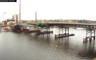 105701_699371790.jpg