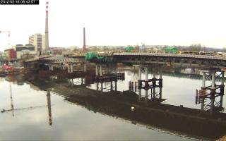 084301_389413270.jpg