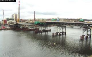 142301_594349375.jpg