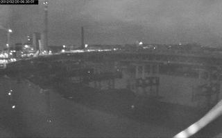 063001_861417360.jpg