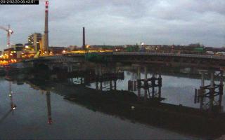 064301_964044626.jpg
