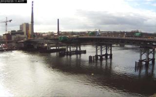 114301_958623224.jpg