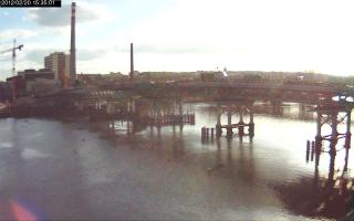 153501_806298682.jpg