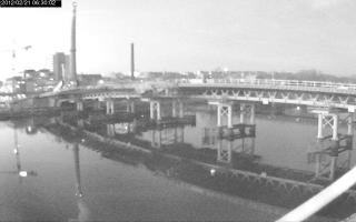 063002_266819407.jpg