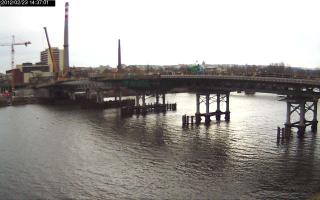 143701_764615628.jpg