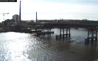 122401_431653243.jpg