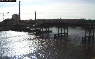 123102_032051494.jpg