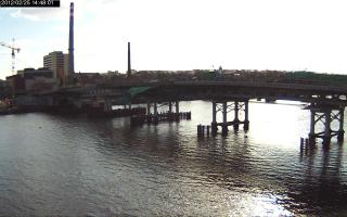 144801_745910812.jpg