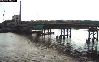 145201_886632813.jpg