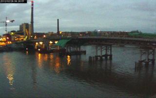 063001_753895738.jpg