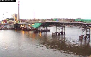 064001_264229265.jpg