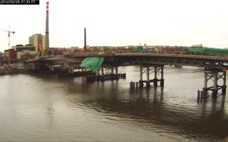 073001_721686667.jpg