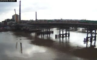 142501_906858017.jpg