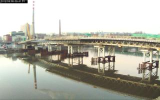064101_921335766.jpg