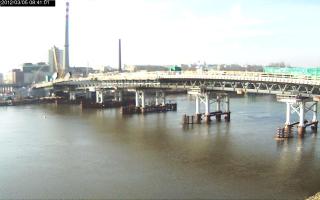084101_126355648.jpg