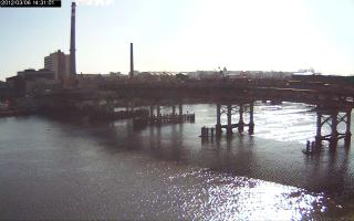 143101_216399941.jpg