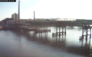 153101_960585729.jpg