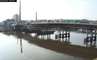 105401_902277121.jpg