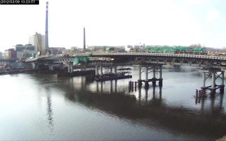 102301_732845597.jpg