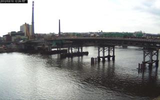 122602_033251444.jpg